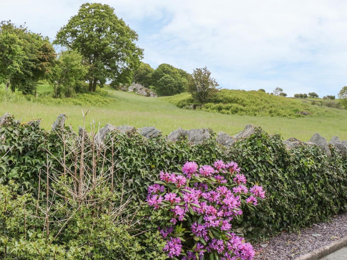 Penrhyddion Ucha Villa Capel Garmon Buitenkant foto